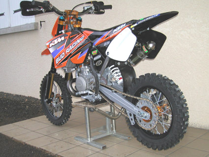 KTM654.JPG .jpg (157575 bytes)
